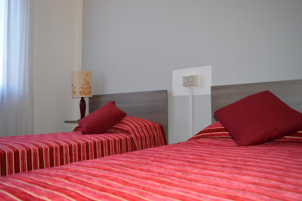 Bed and Breakfast Il Corso Новара Экстерьер фото
